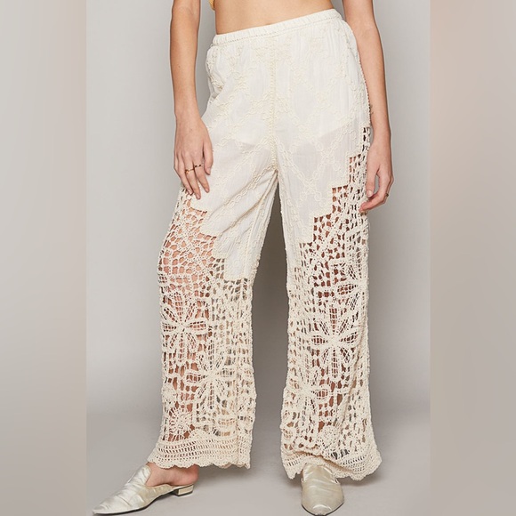 876. POL Straight Leg Pants Cream Crochet Resort Elastic Waist Band - Picture 4 of 4
